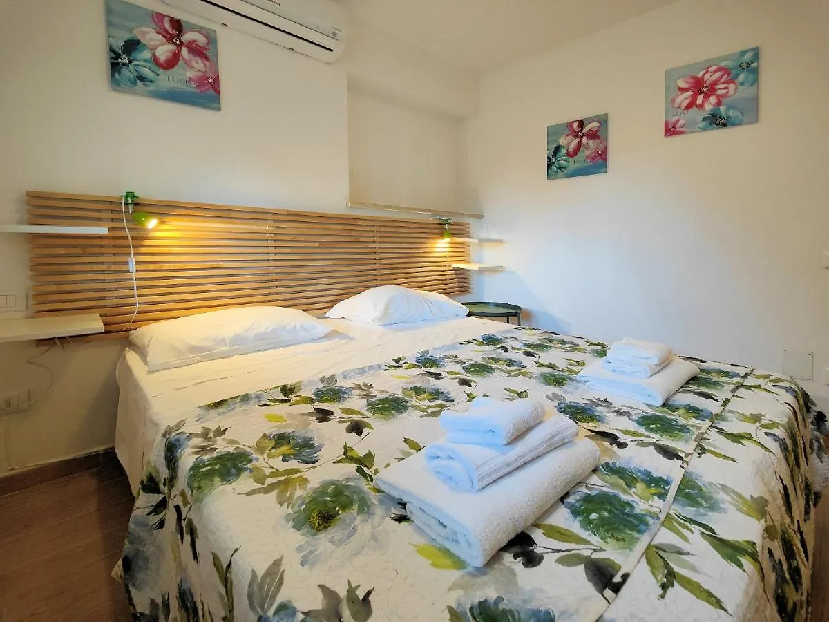 Le Dune Ground Floor Apartments - Futura Cav San Vincenzo 0*,  Italia